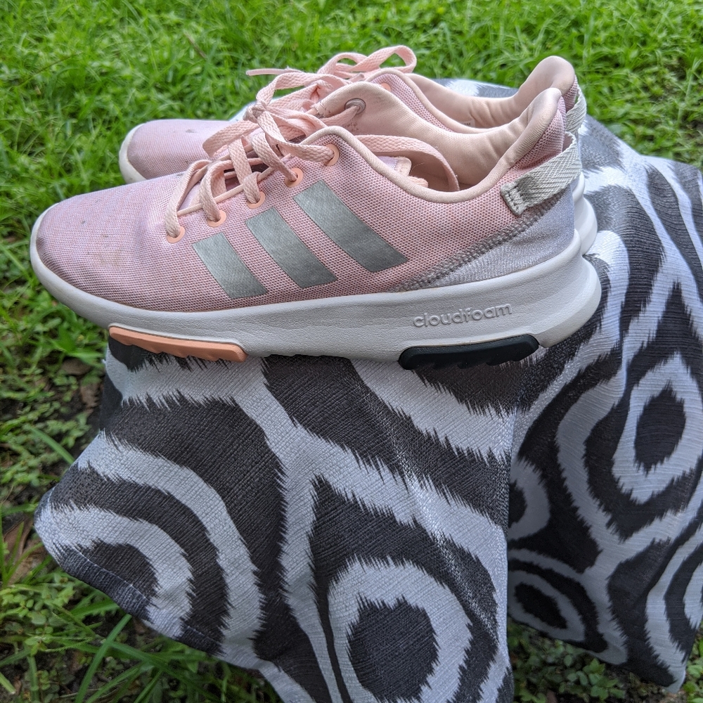 Adidas Sneakers